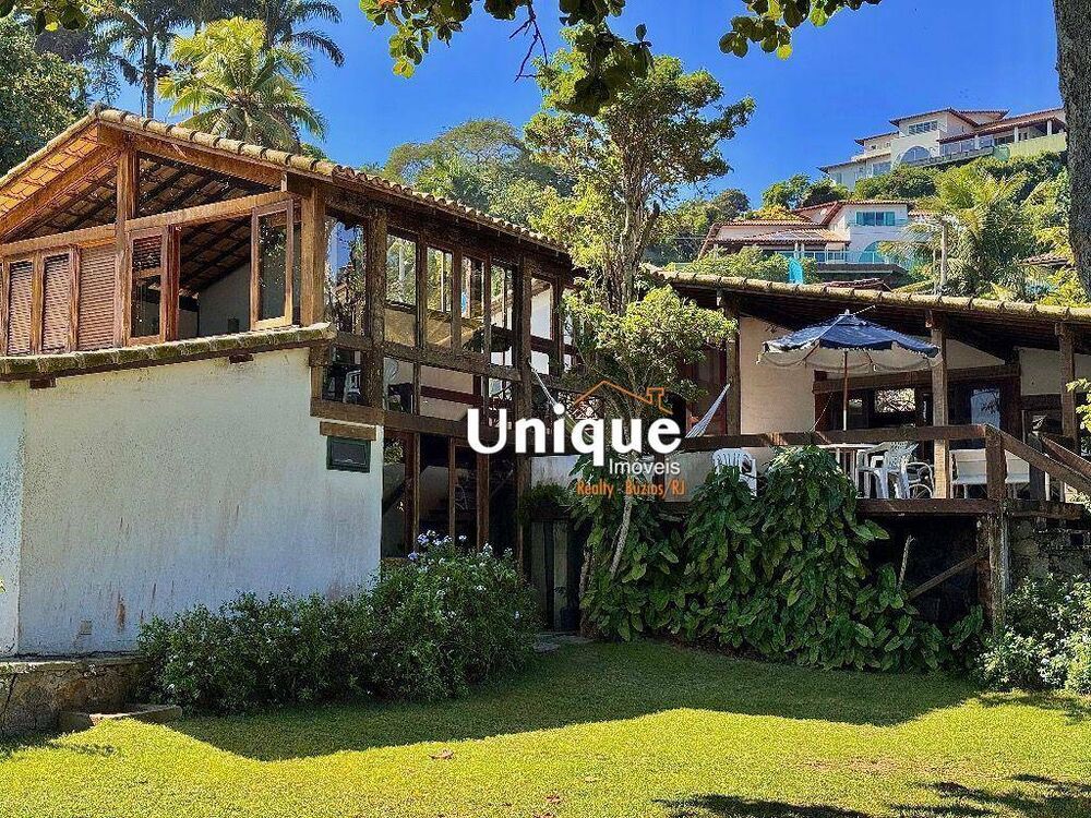 Casa à venda com 6 quartos, 375m² - Foto 2