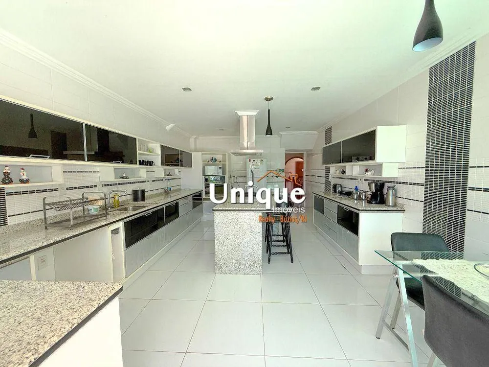 Casa, 4 quartos, 300 m² - Foto 10