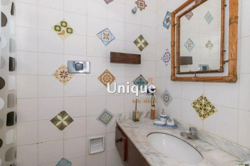 Casa, 6 quartos, 250 m² - Foto 12