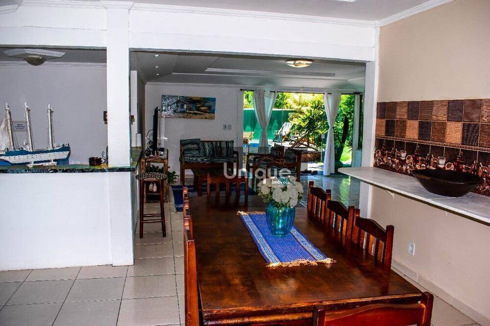 Casa, 7 quartos, 330 m² - Foto 3