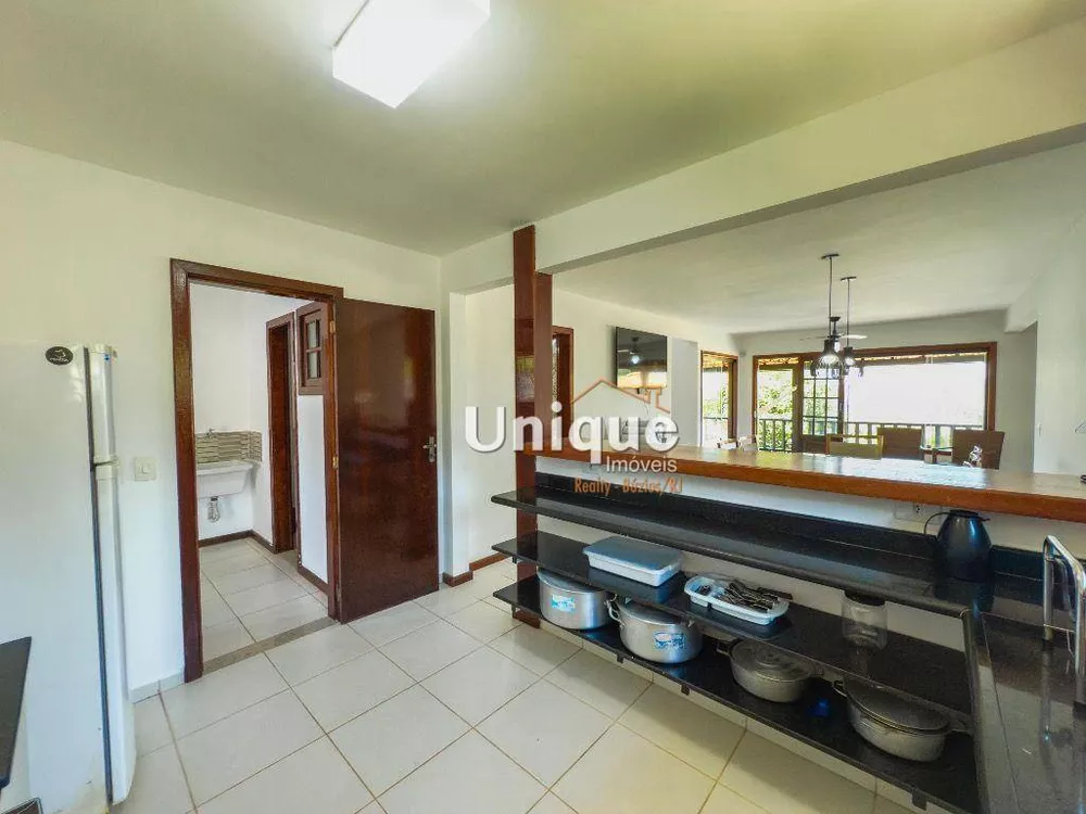 Casa, 6 quartos, 241 m² - Foto 11
