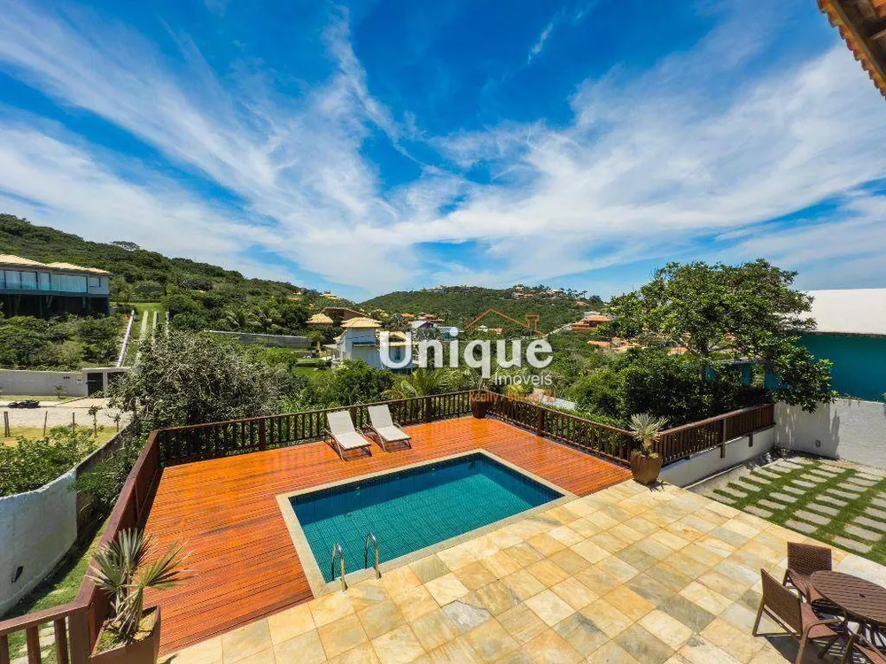 Casa, 6 quartos, 241 m² - Foto 2
