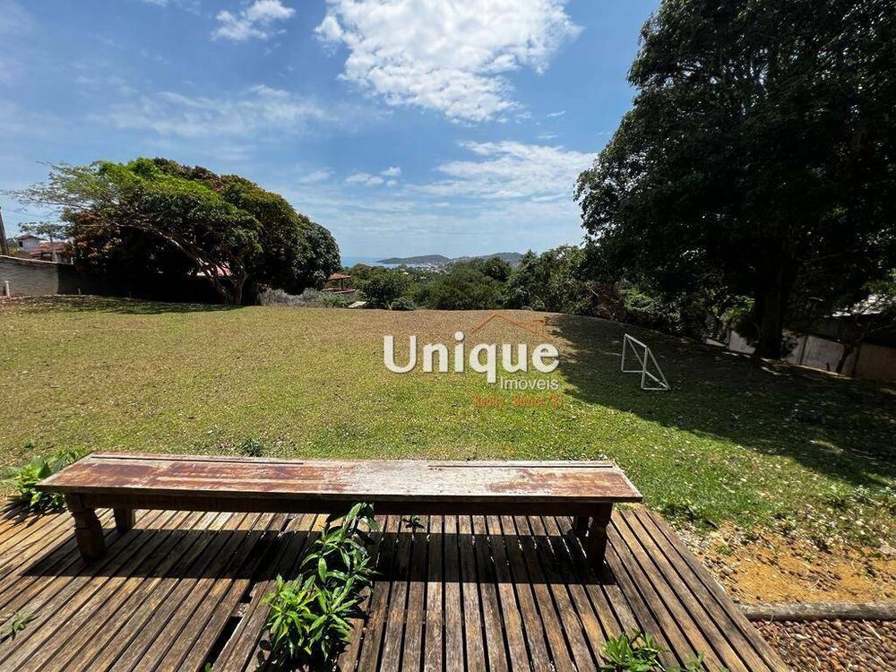 Casa à venda com 6 quartos, 189m² - Foto 3