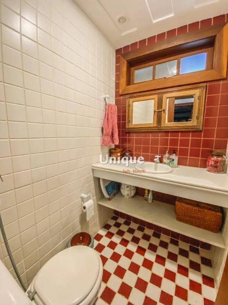 Casa, 8 quartos, 650 m² - Foto 24