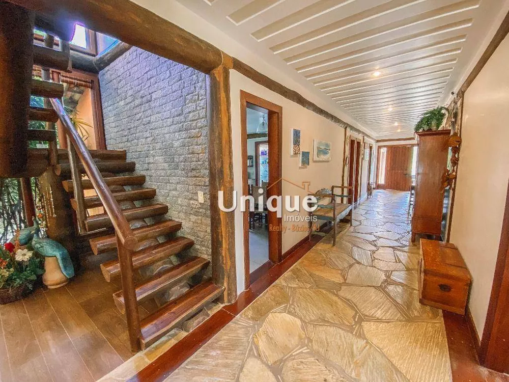 Casa, 8 quartos, 650 m² - Foto 31