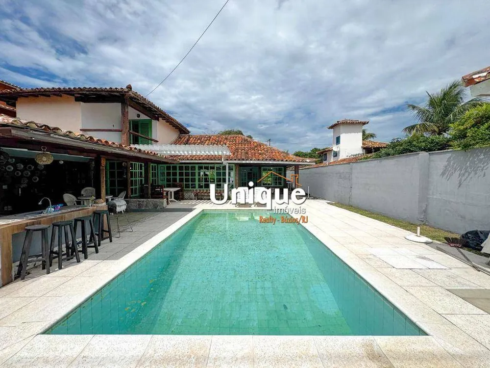 Casa, 4 quartos, 250 m² - Foto 1