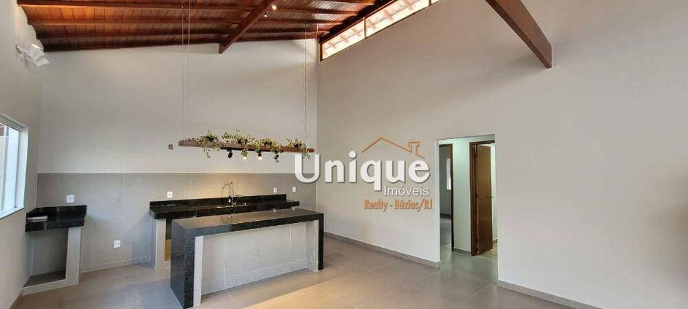 Casa de Condomínio à venda com 4 quartos, 170m² - Foto 1