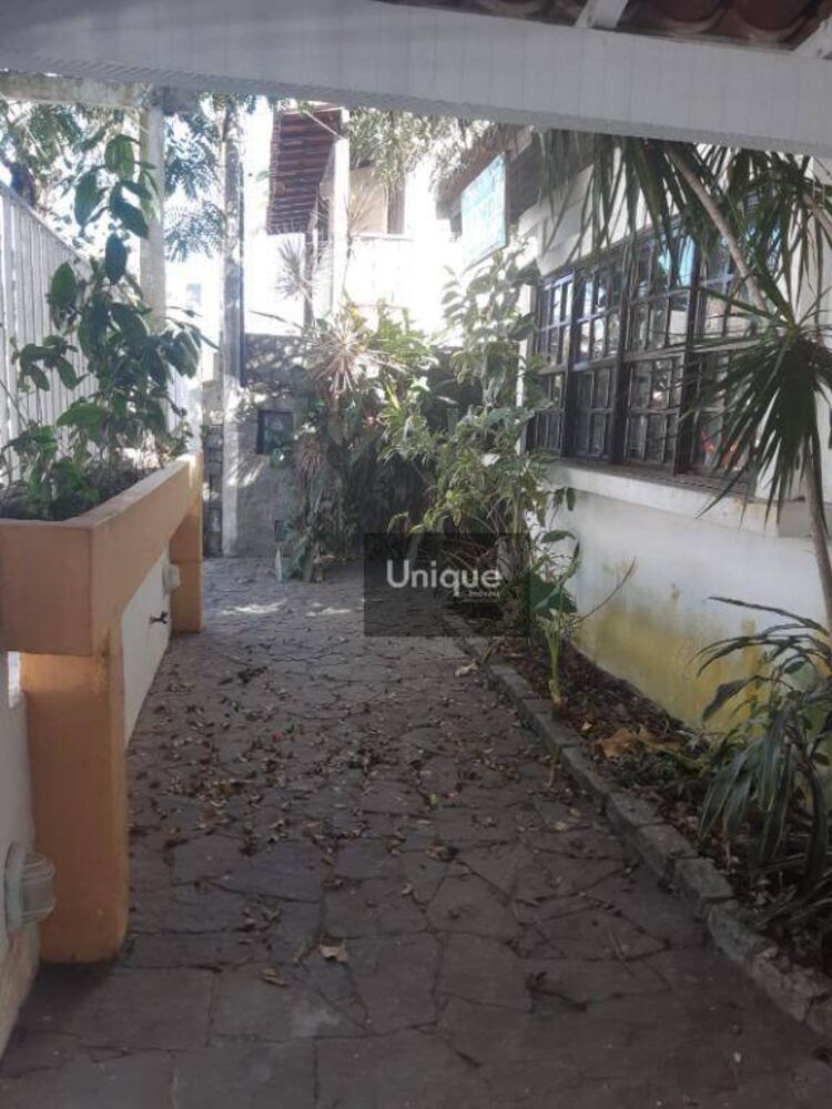Pousada-Chalé à venda com 8 quartos, 200m² - Foto 8