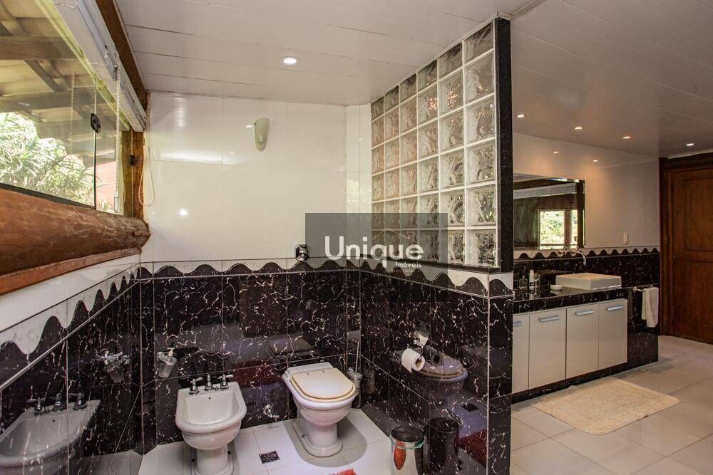 Casa, 7 quartos, 315 m² - Foto 3