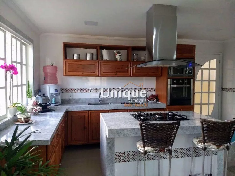 Casa, 5 quartos, 275 m² - Foto 3