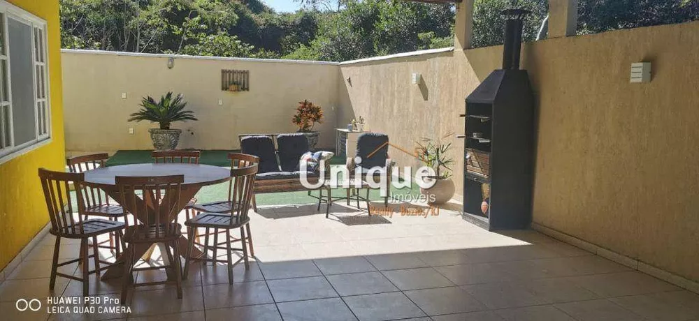 Casa, 5 quartos, 275 m² - Foto 2