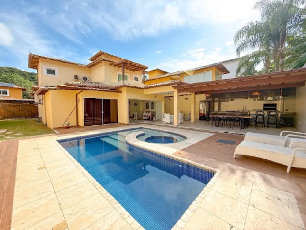 Casa, 4 quartos, 180 m² - Foto 1