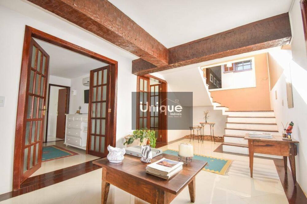 Casa, 11 quartos, 1500 m² - Foto 35