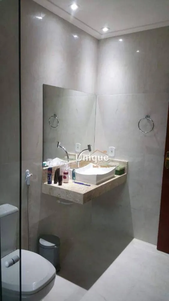 Casa, 4 quartos, 220 m² - Foto 14
