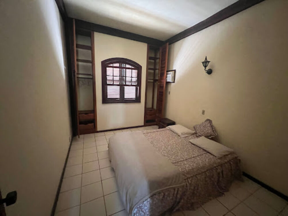 Casa de Condomínio à venda com 6 quartos, 300m² - Foto 11