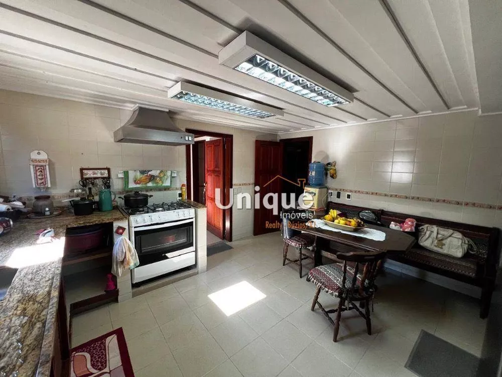 Casa, 5 quartos, 359 m² - Foto 12