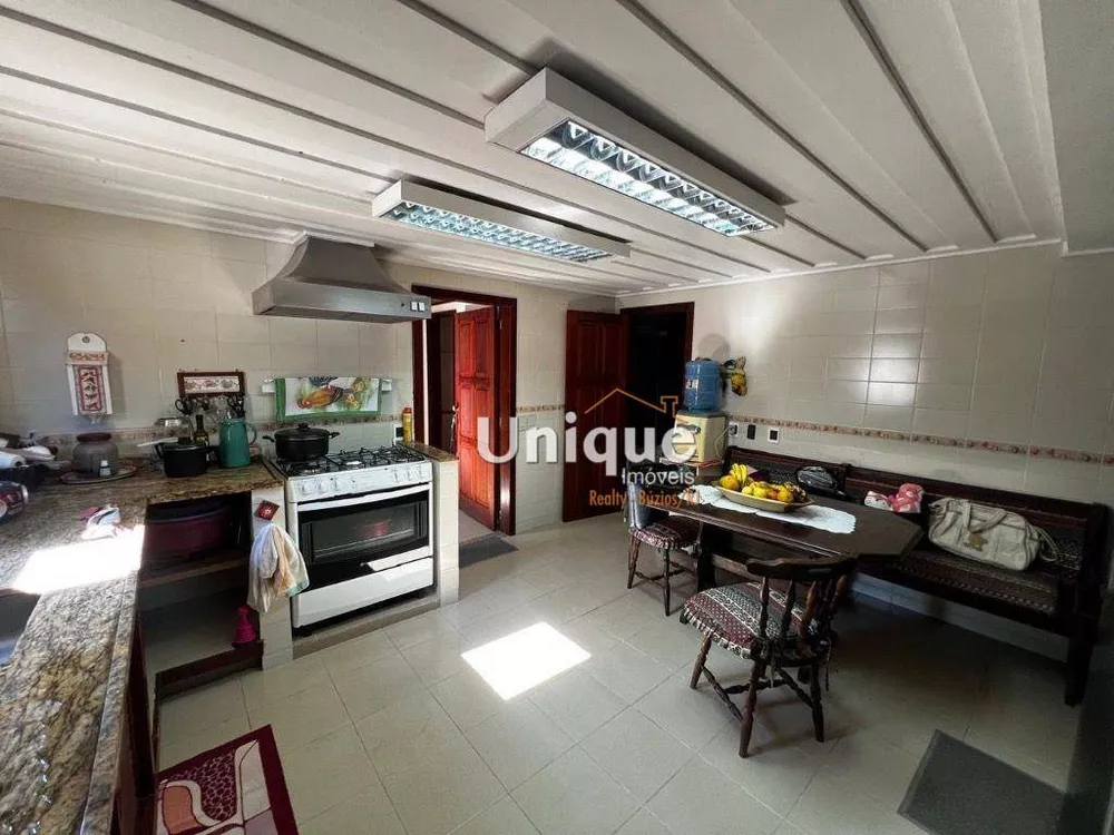 Casa, 5 quartos, 359 m² - Foto 16