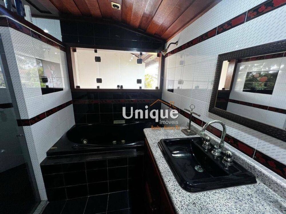 Casa, 5 quartos, 359 m² - Foto 2