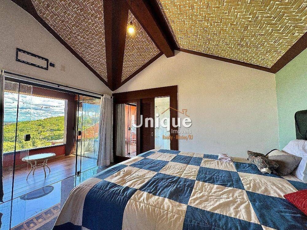 Casa à venda com 6 quartos, 400m² - Foto 2