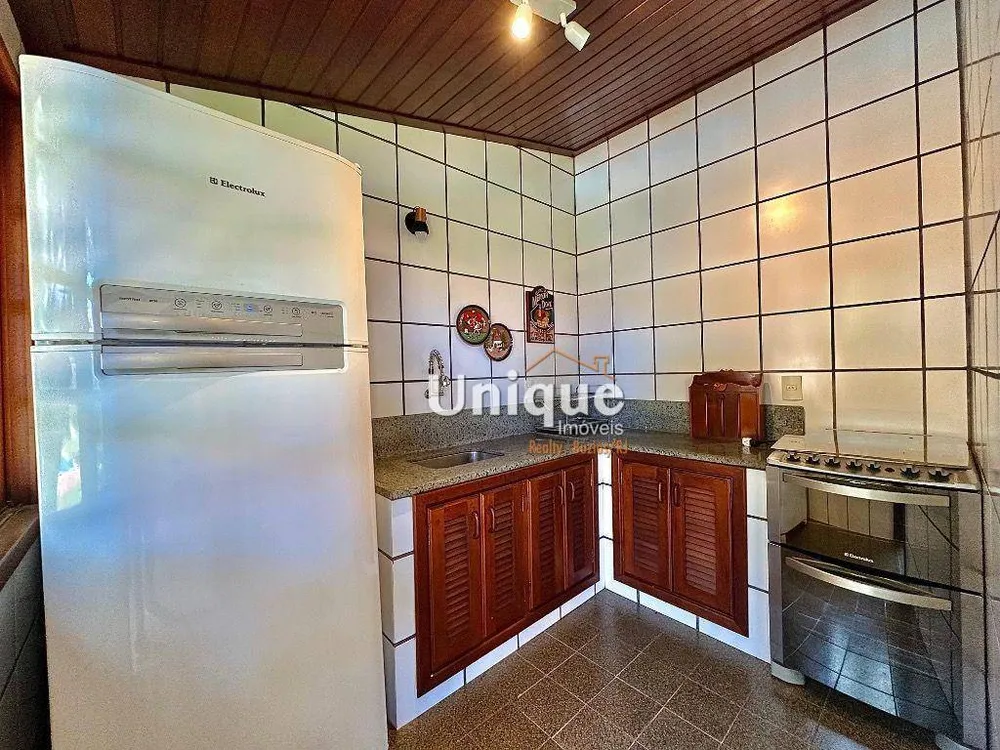 Casa, 5 quartos, 250 m² - Foto 33