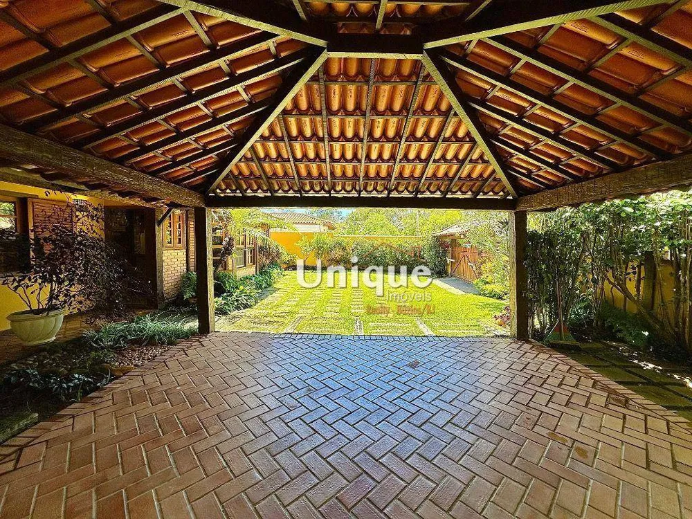 Casa, 5 quartos, 250 m² - Foto 4