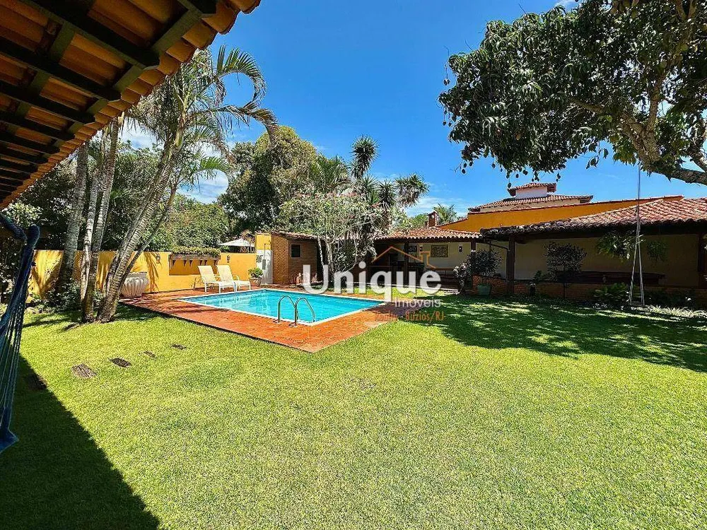 Casa, 5 quartos, 250 m² - Foto 1