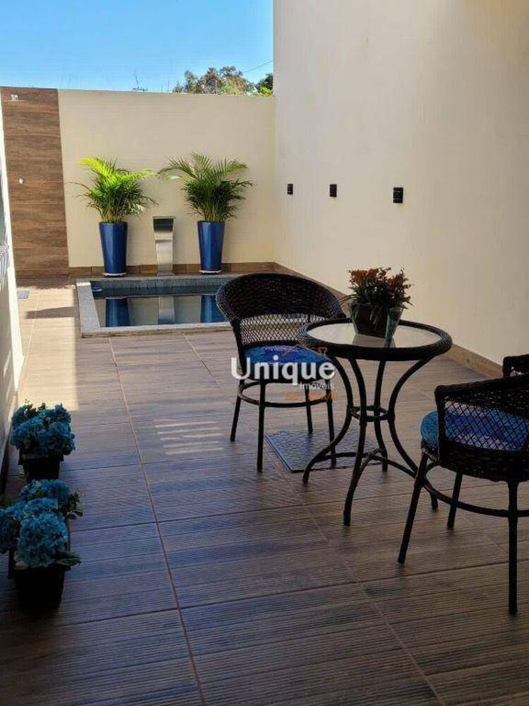 Casa, 3 quartos, 92 m² - Foto 3