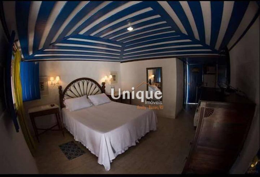 Casa à venda com 7 quartos, 500m² - Foto 2