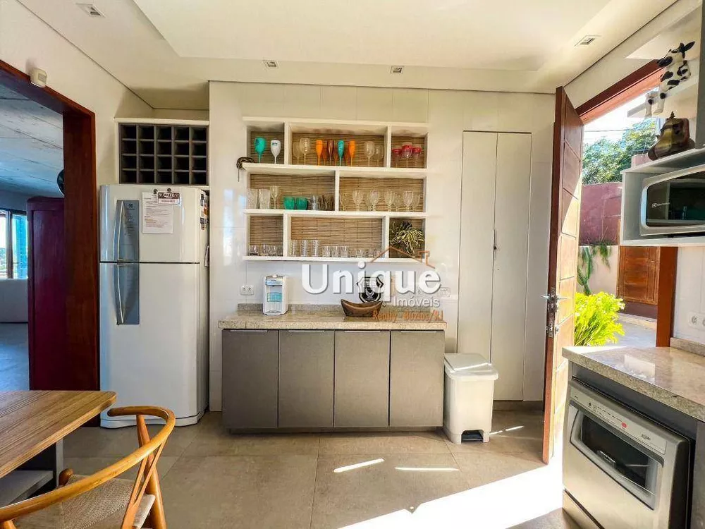 Casa, 4 quartos, 390 m² - Foto 9