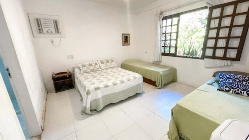 Casa, 3 quartos, 215 m² - Foto 4