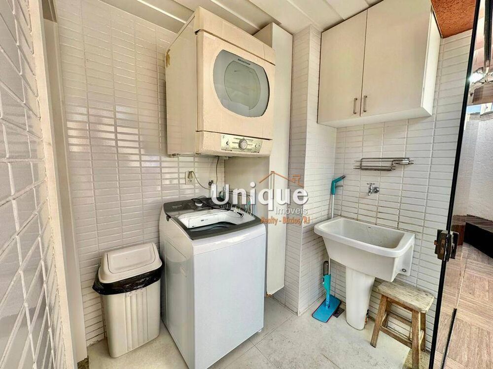 Casa de Condomínio à venda com 5 quartos, 300m² - Foto 8
