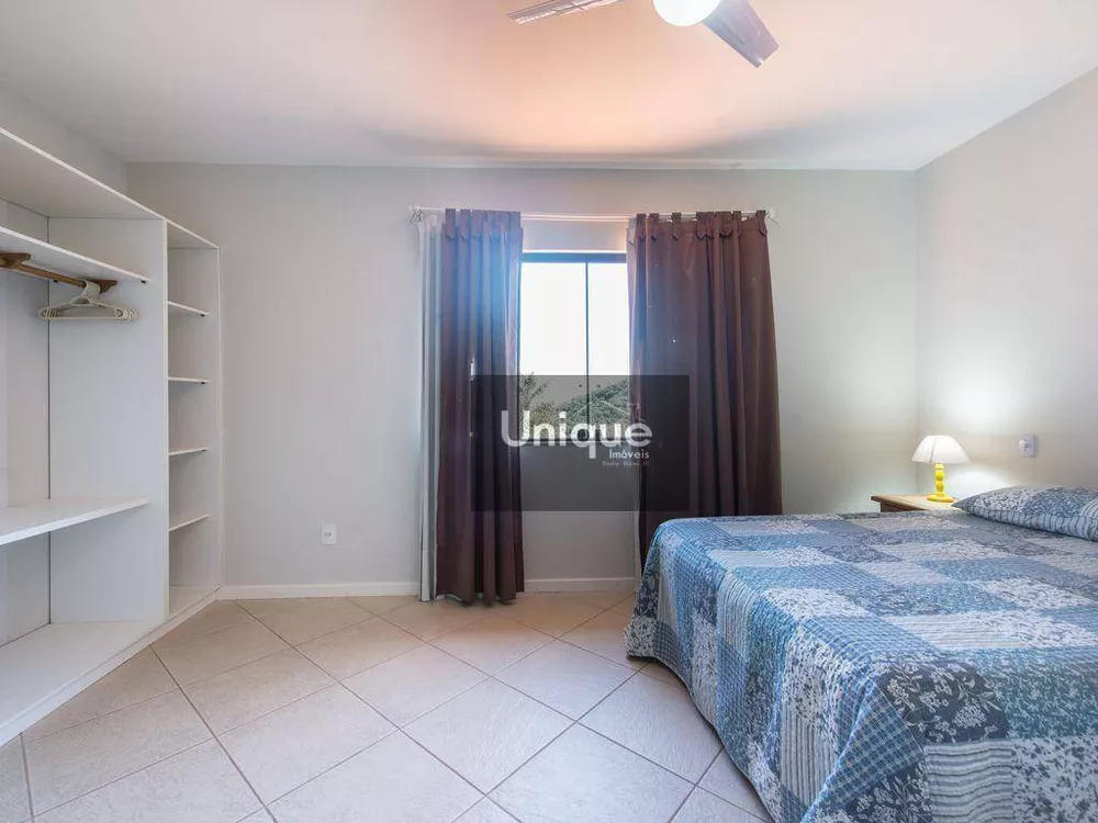Casa, 3 quartos, 300 m² - Foto 20