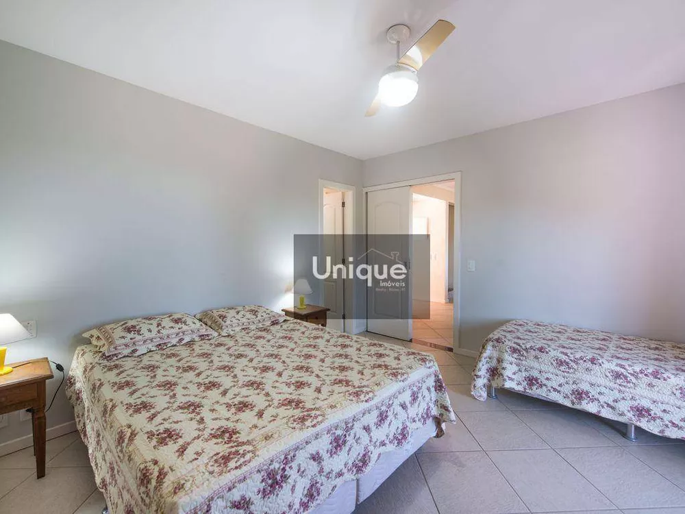 Casa, 3 quartos, 300 m² - Foto 13