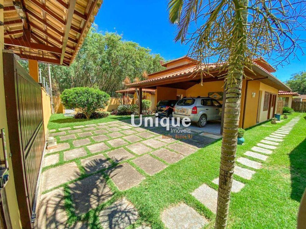 Casa à venda com 5 quartos, 438m² - Foto 1