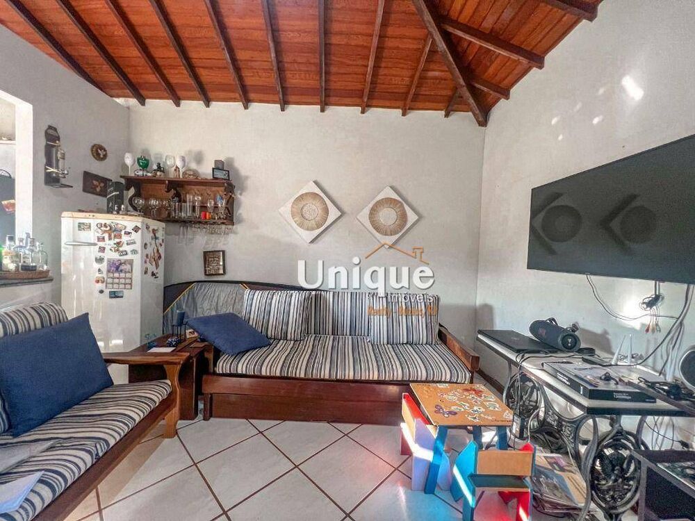 Casa de Condomínio à venda com 3 quartos, 110m² - Foto 2