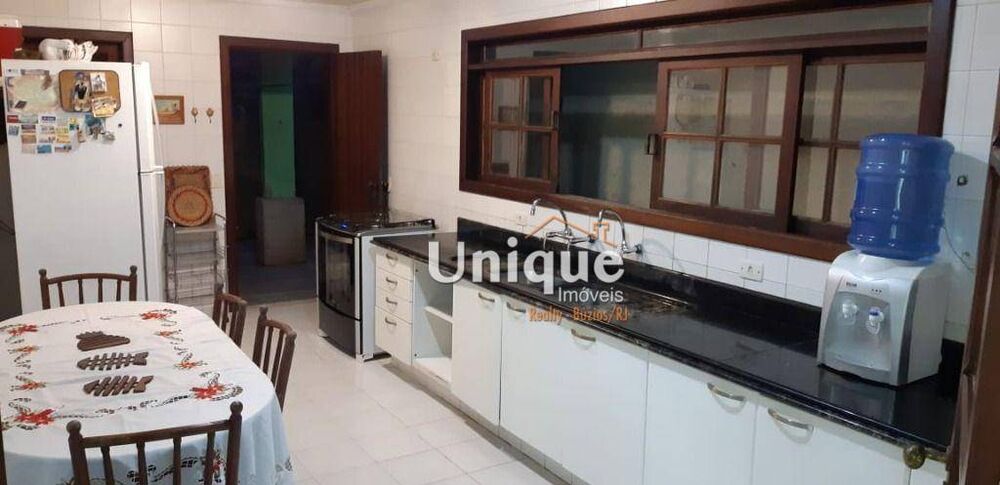 Casa, 6 quartos, 350 m² - Foto 2