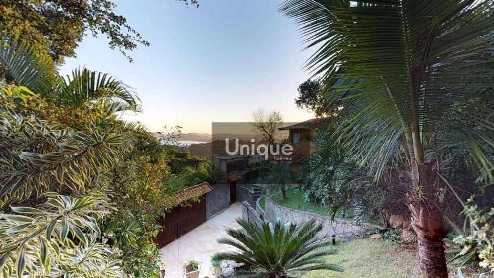 Casa, 4 quartos, 250 m² - Foto 18