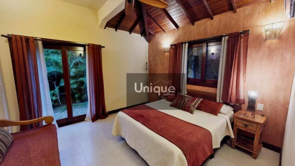 Casa, 4 quartos, 250 m² - Foto 16