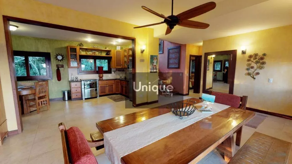 Casa, 4 quartos, 250 m² - Foto 25