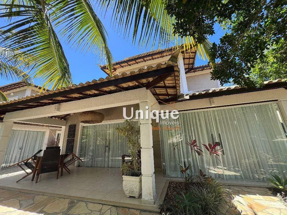Casa, 4 quartos, 220 m² - Foto 1