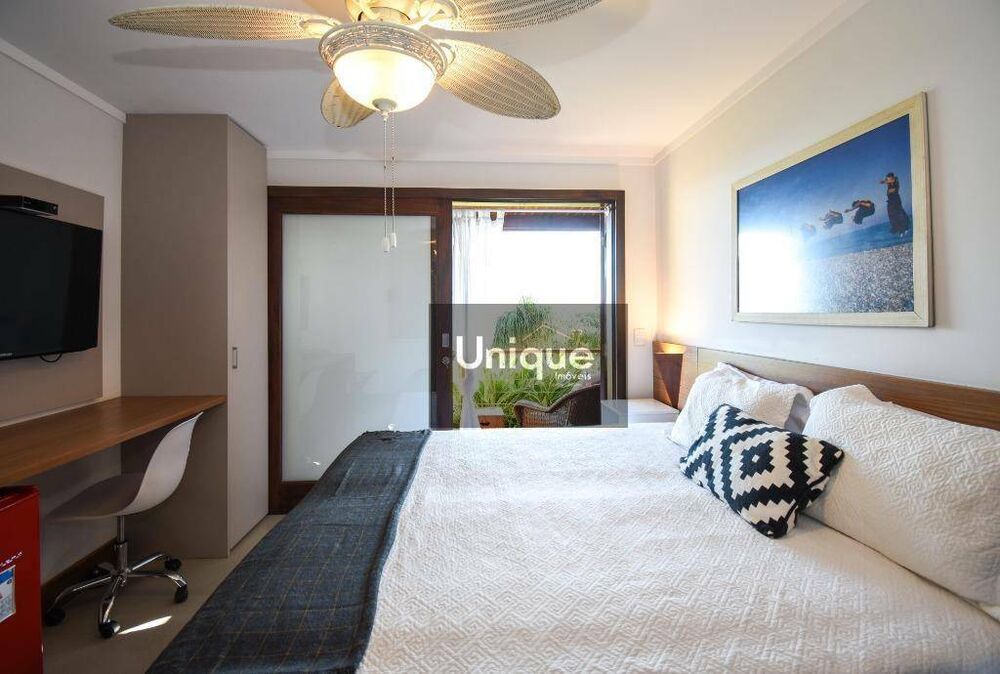 Casa, 6 quartos, 256 m² - Foto 31