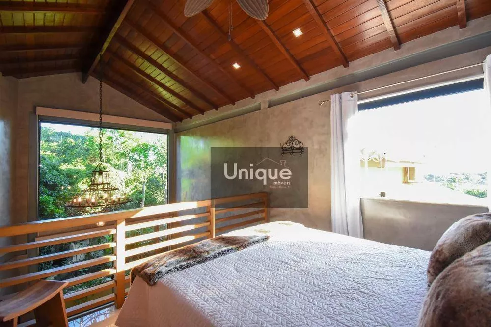 Casa, 6 quartos, 256 m² - Foto 44