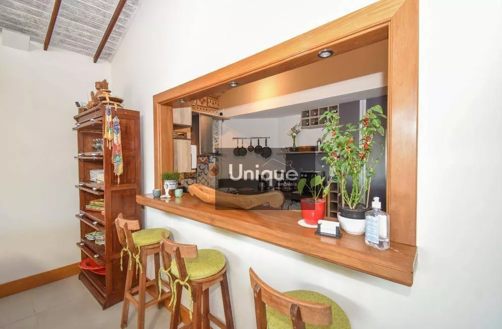 Casa, 6 quartos, 256 m² - Foto 34