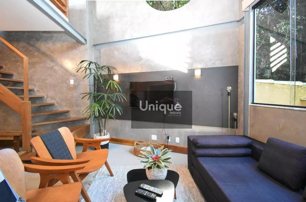 Casa, 6 quartos, 256 m² - Foto 28
