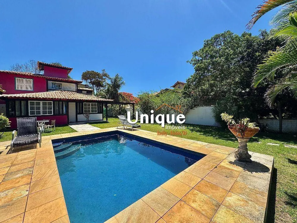 Casa, 4 quartos, 228 m² - Foto 2