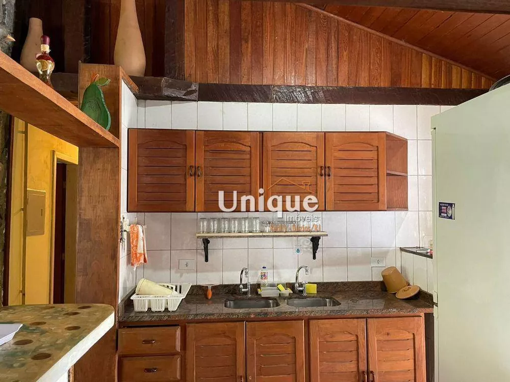 Casa, 6 quartos, 406 m² - Foto 1