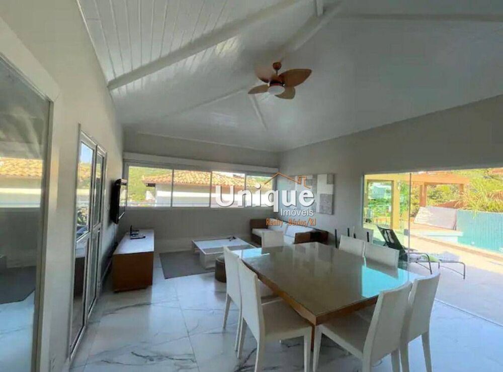 Casa de Condomínio à venda com 5 quartos, 300m² - Foto 4