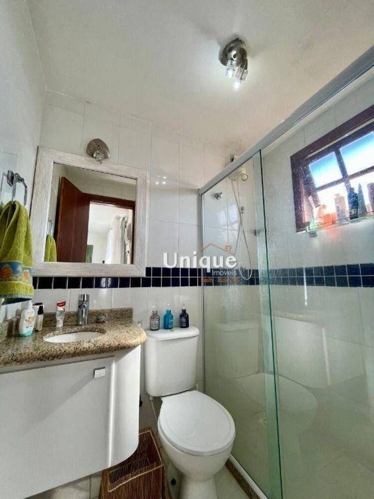 Casa de Condomínio à venda com 4 quartos, 300m² - Foto 3
