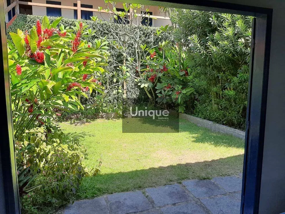 Casa, 4 quartos, 250 m² - Foto 11