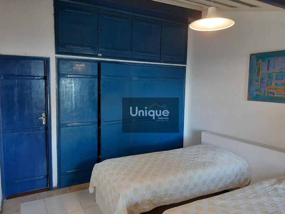 Casa, 4 quartos, 250 m² - Foto 1
